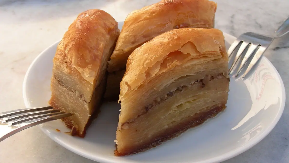 Cacen Cartref Cake – cake shop in Caernarfon town centre